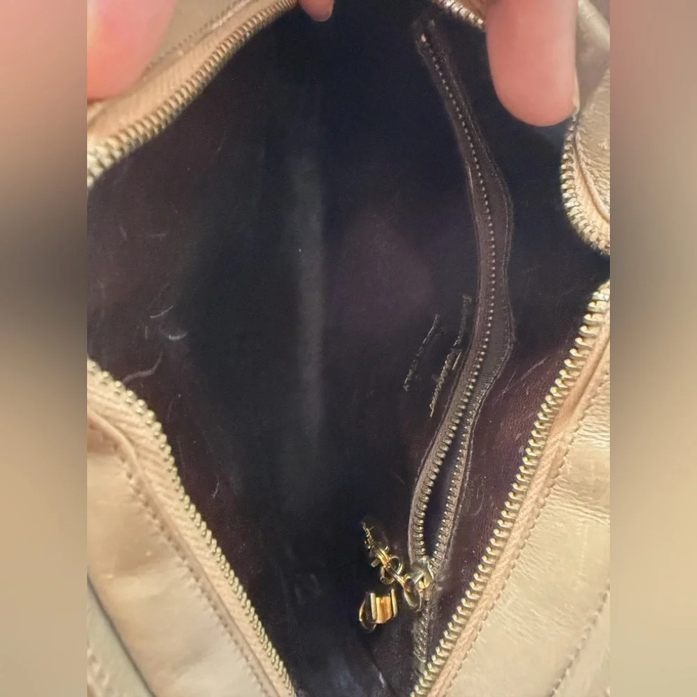 Salvatore Ferragamo ‎ Leather Bag